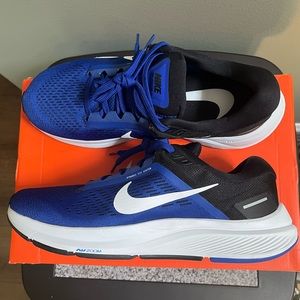 Nike Structure 24 Royal Blue